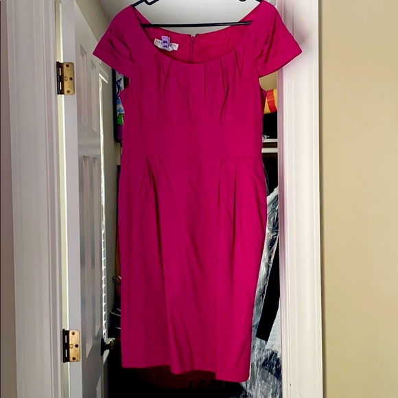Fun dress with pockets! - Picture 1 of 2